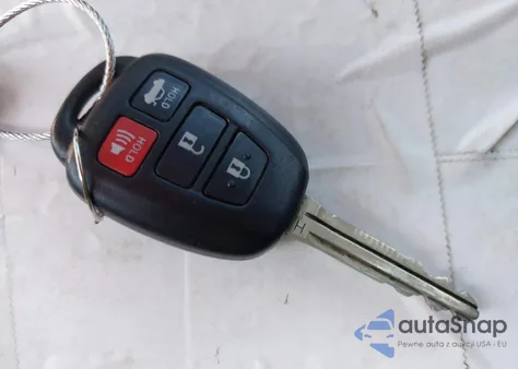 2018 Toyota Corolla Le from USA, damaged, VIN 2T1BURHE3JC076160